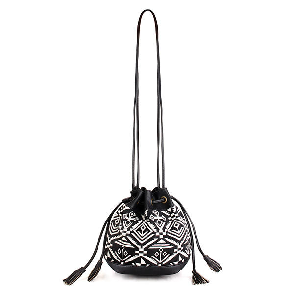 Femmes tassel sac bandouli&egrave;re sac seau cru